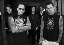GOOD CHARLOTTE�i�O�b�h��V���[���b�g�j 