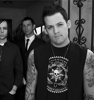 GOOD CHARLOTTE�i�O�b�h��V���[���b�g�j